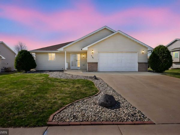 2209 Aspen Lane , North Mankato, MN 56003