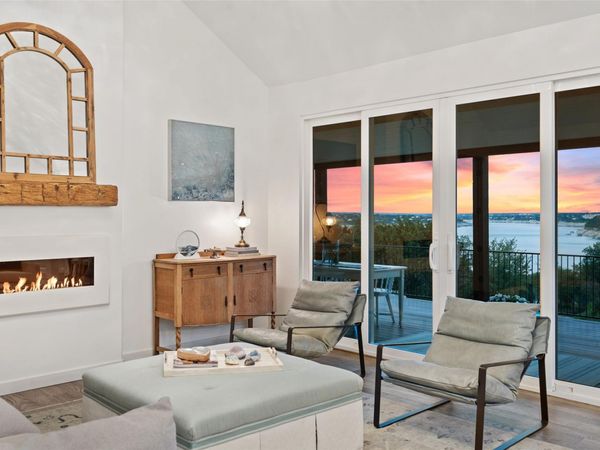 2449 Crosswind DR , Lakeway, TX 78669