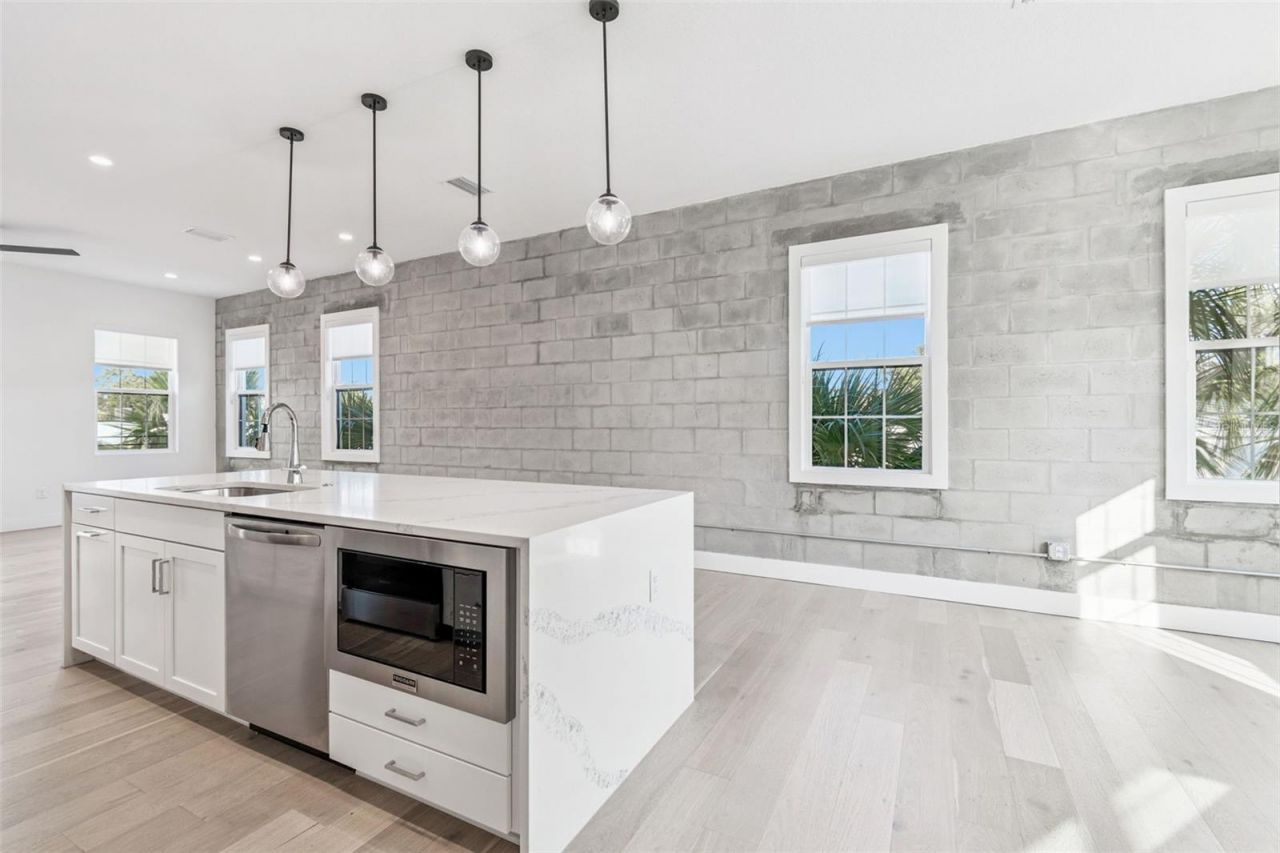 2724 5th Avenue S, Saint Petersburg, FL 33712 Photo