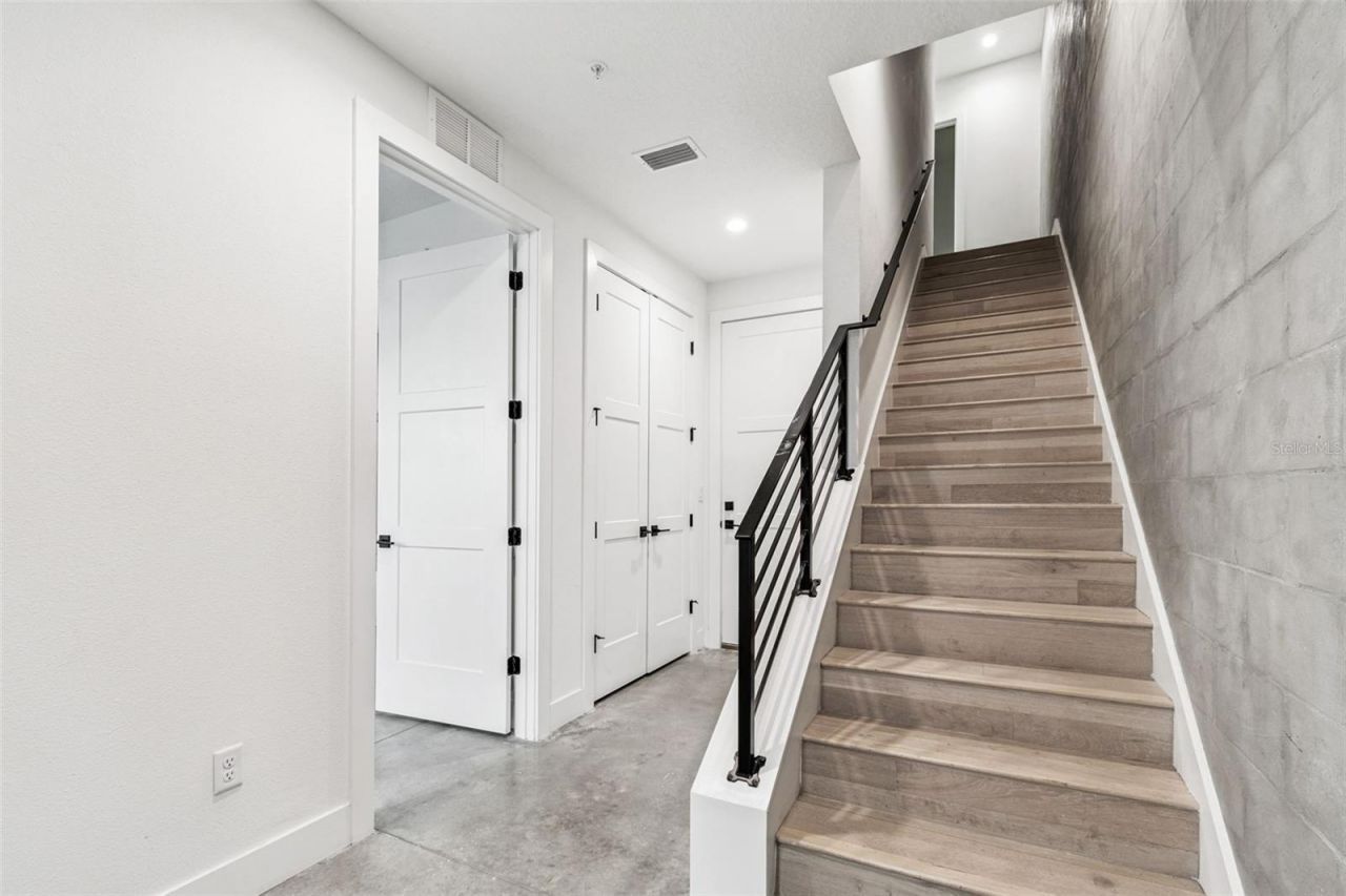 2724 5th Avenue S, Saint Petersburg, FL 33712 Photo