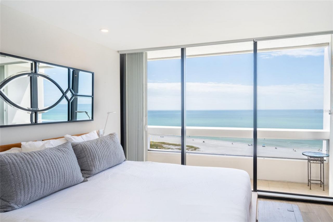 5400 Ocean Boulevard, Unit 10-02, Sarasota, FL 34242 Photo