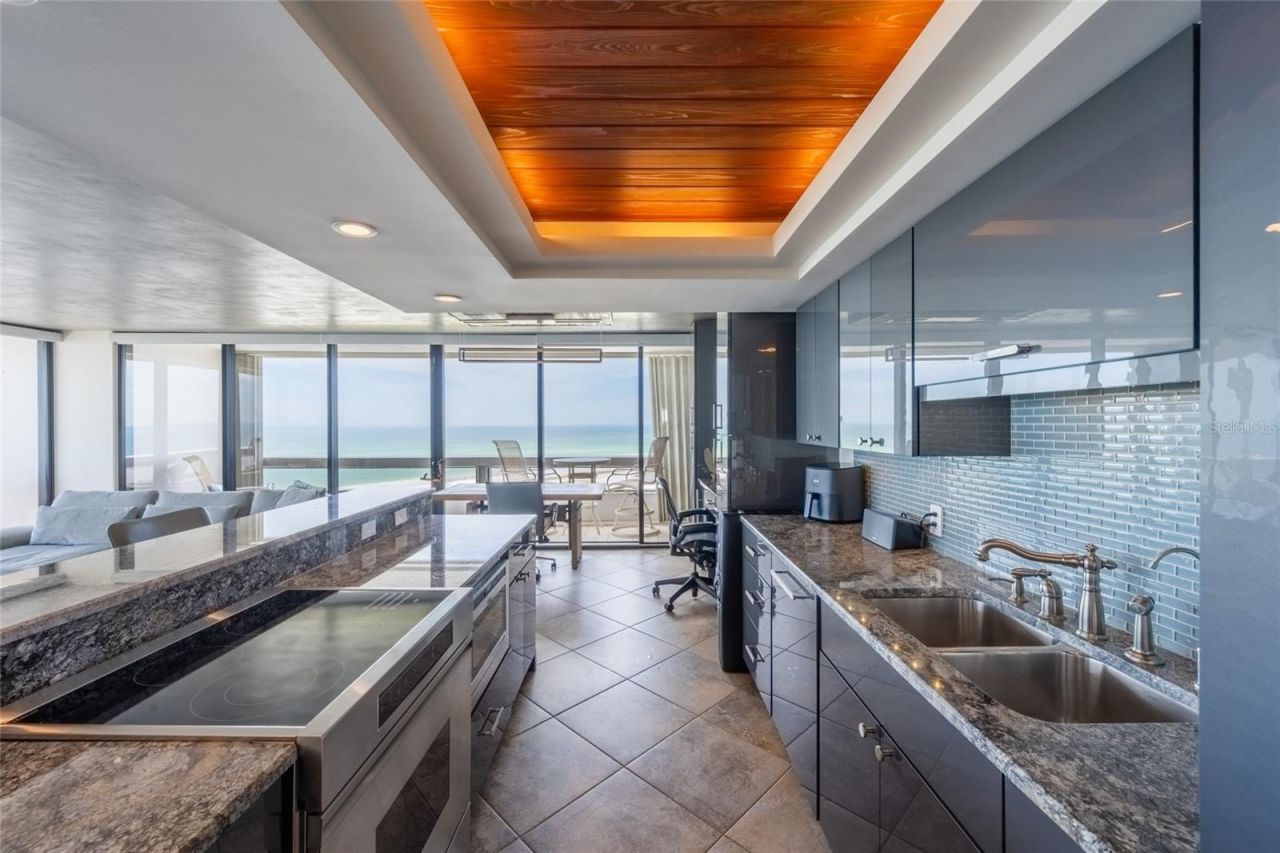5400 Ocean Boulevard, Unit 10-02, Sarasota, FL 34242 Photo
