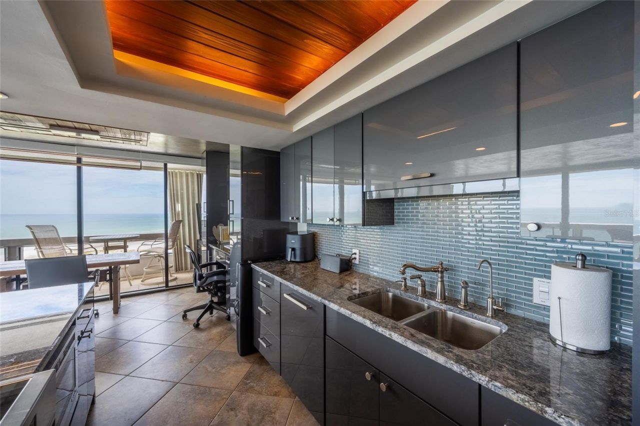 5400 Ocean Boulevard, Unit 10-02, Sarasota, FL 34242 Photo