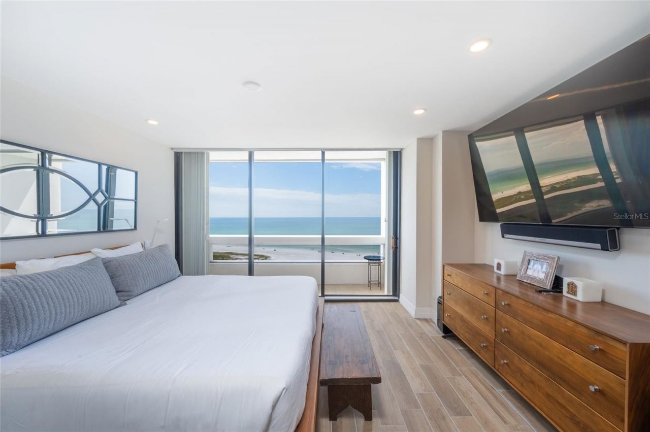 5400 Ocean Boulevard, Unit 10-02, Sarasota, FL 34242 Photo
