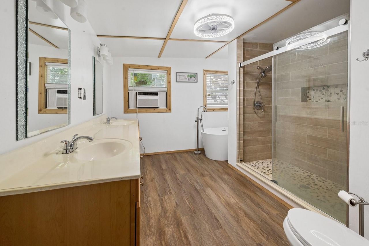 6308 Island Road , Melrose, FL 32666 Photo