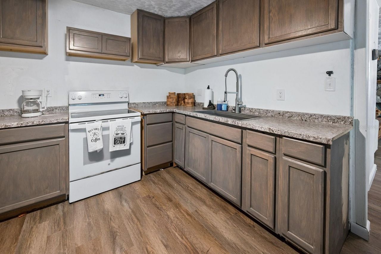 6308 Island Road , Melrose, FL 32666 Photo