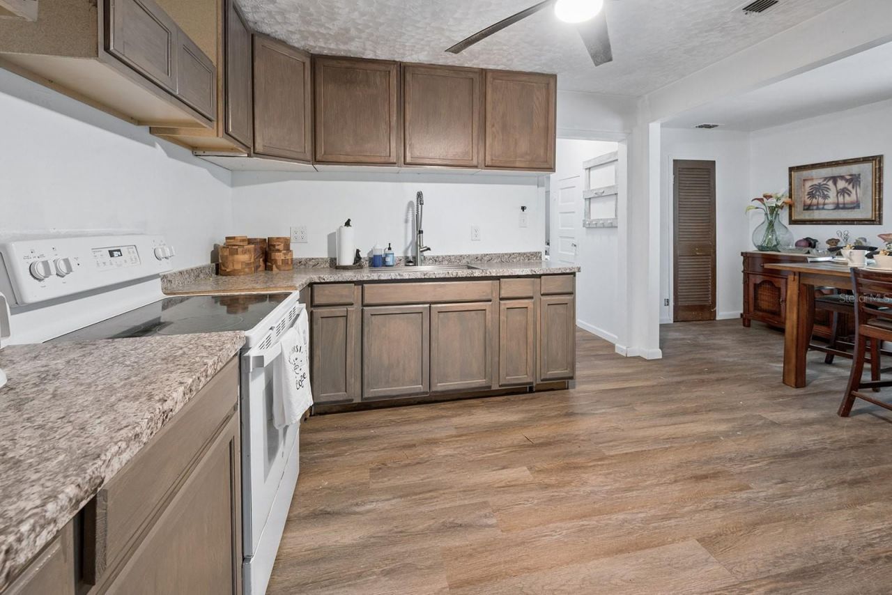 6308 Island Road , Melrose, FL 32666 Photo