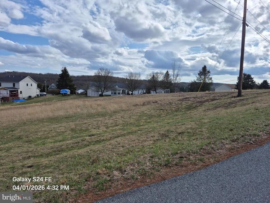 2200 Quarterhorse Drive, Auburn, PA 17922 Main Photo