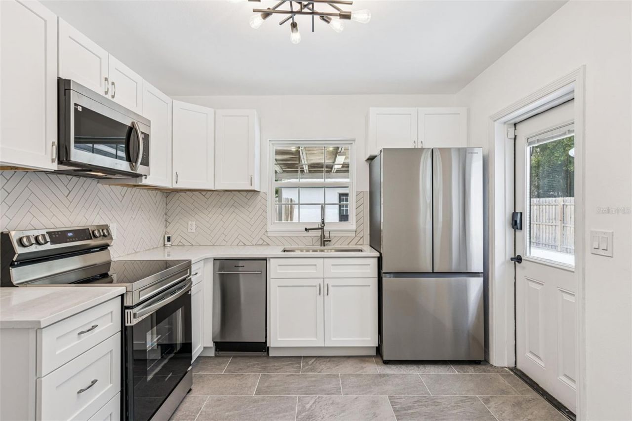 1911 Canton Street, Orlando, FL 32803 Photo