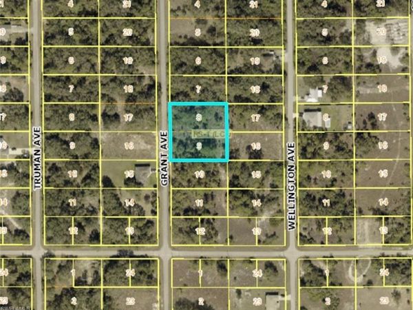 1908 Grant AVE , LEHIGH ACRES, FL 33972