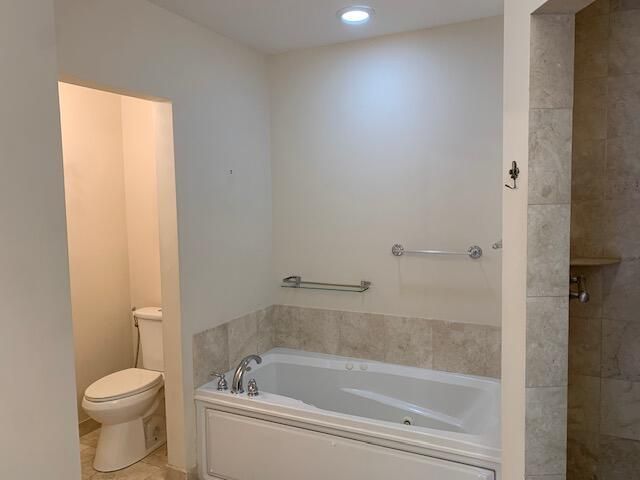16101 Emerald Estates Drive, Unit 251, Weston, FL 33331 Photo