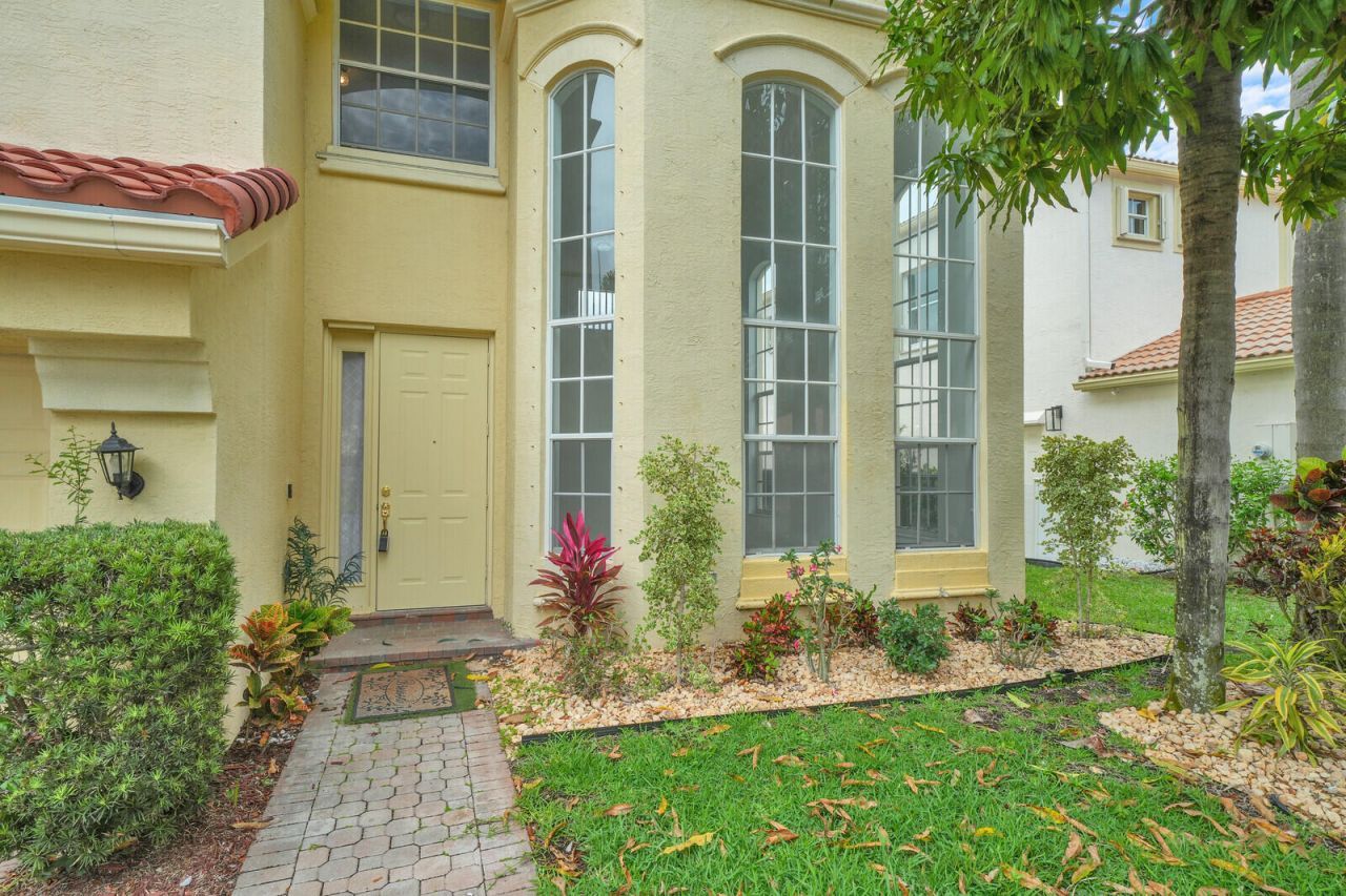 9037 Alexandra Circle, Wellington, FL 33414 Photo