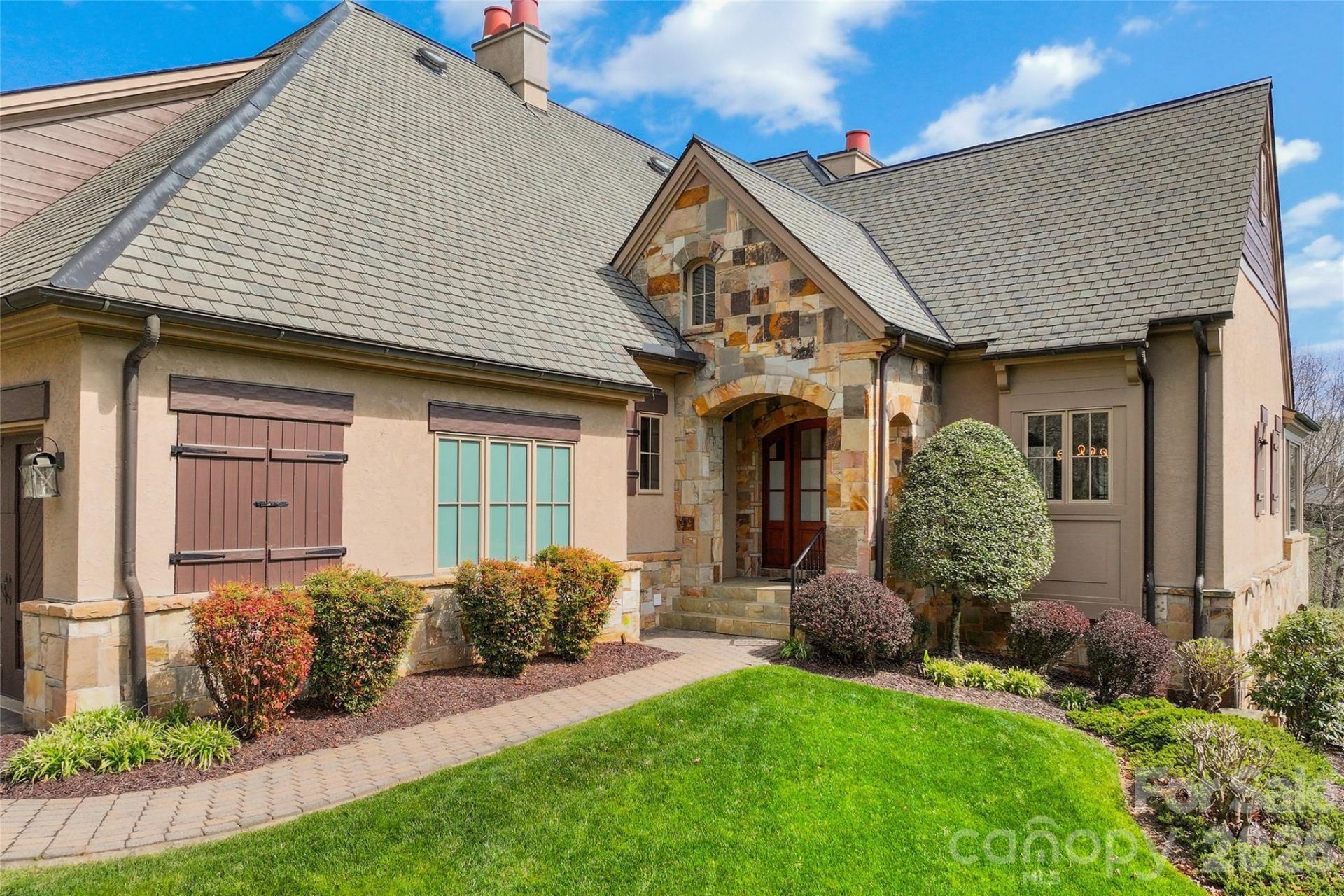 34 Foxbridge Way , Arden, NC 28704