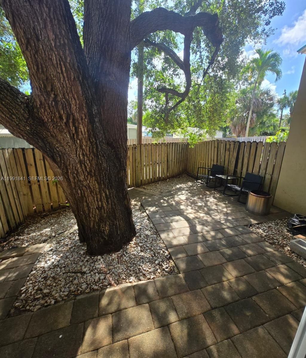 806 SE 14th St, Unit 806, Fort Lauderdale, FL 33316 Photo