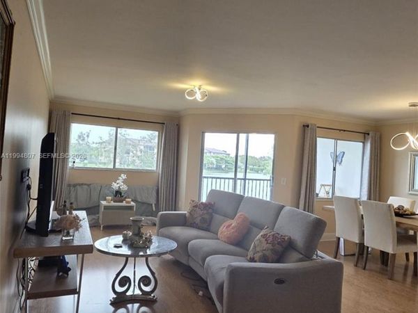 13705 SW 12th St, Unit 202B, Pembroke Pines, FL 33027