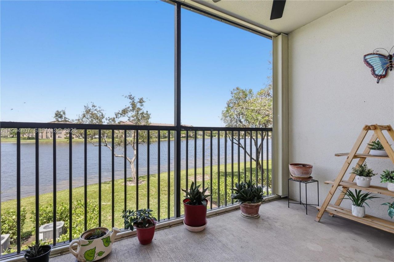 13705 SW 12th St, Unit 202B, Pembroke Pines, FL 33027 Photo