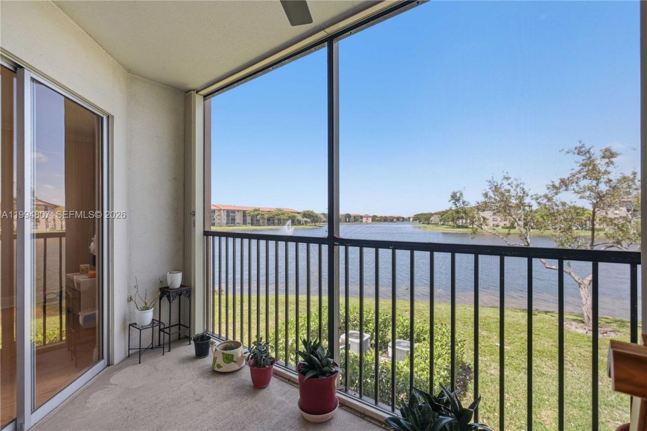 13705 SW 12th St, Unit 202B, Pembroke Pines, FL 33027 Photo