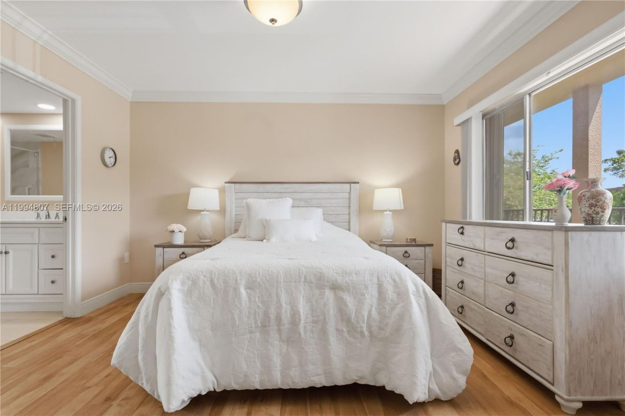 13705 SW 12th St, Unit 202B, Pembroke Pines, FL 33027 Photo