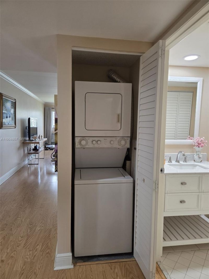 13705 SW 12th St , Unit 202B, Pembroke Pines, FL 33027 Photo