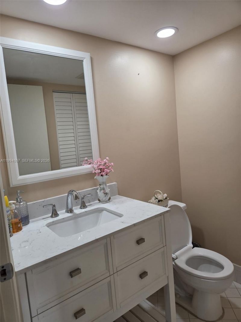 13705 SW 12th St, Unit 202B, Pembroke Pines, FL 33027 Photo