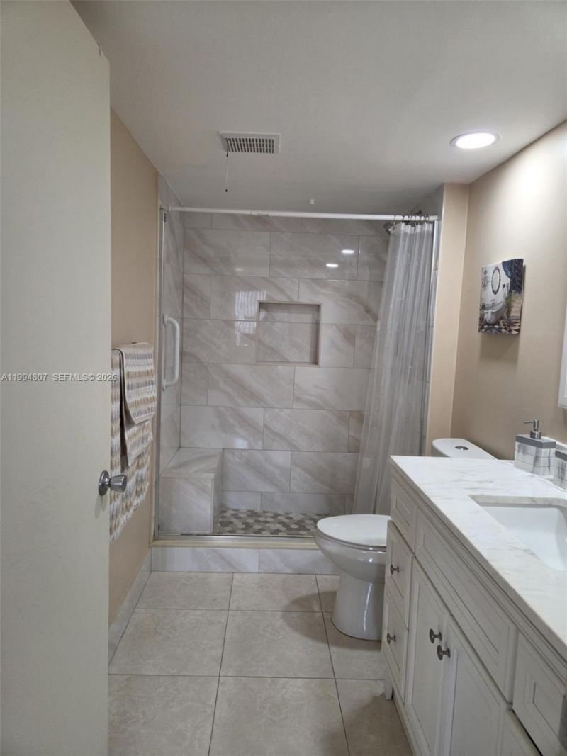 13705 SW 12th St, Unit 202B, Pembroke Pines, FL 33027 Photo