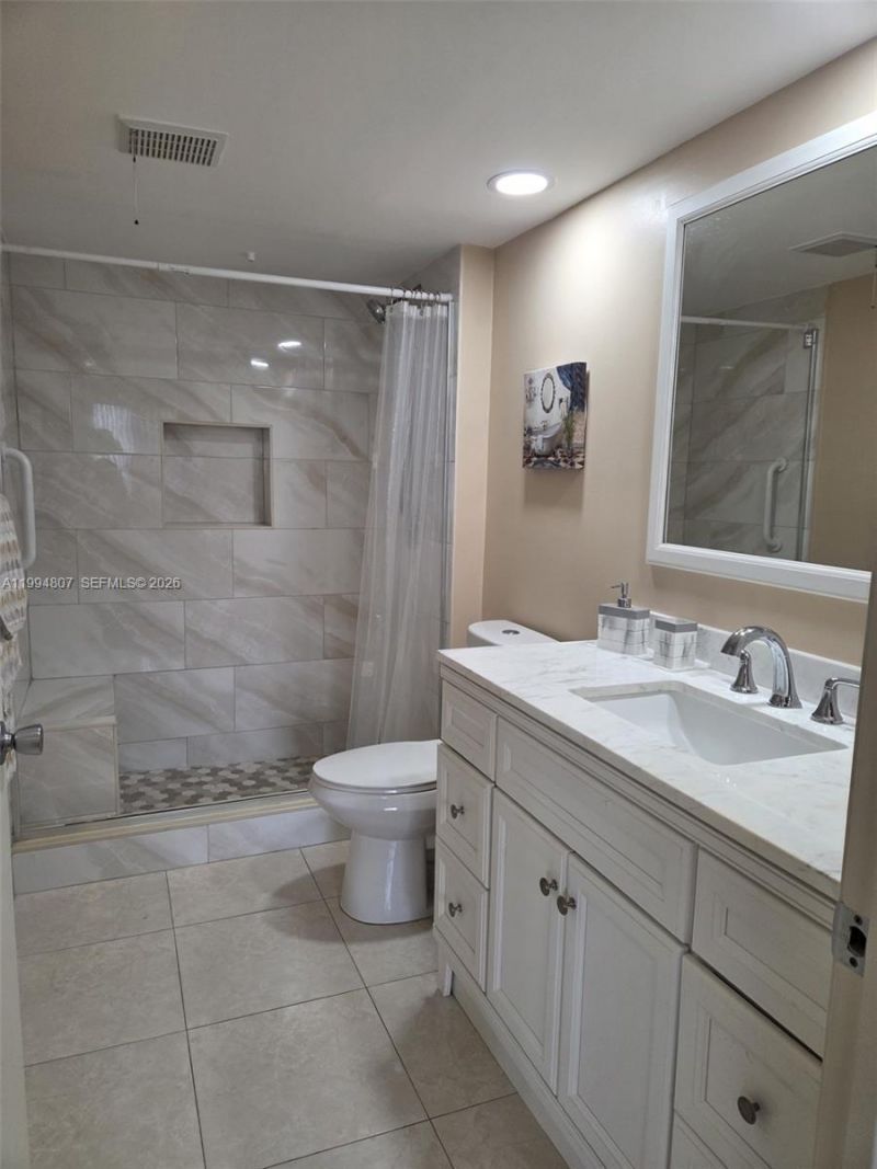 13705 SW 12th St, Unit 202B, Pembroke Pines, FL 33027 Photo