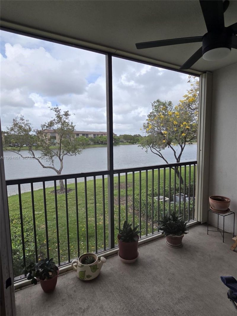 13705 SW 12th St, Unit 202B, Pembroke Pines, FL 33027 Photo