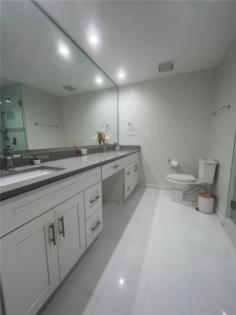 307 Bonnie Brae Way , Unit 26, Hollywood, FL 33021 Photo