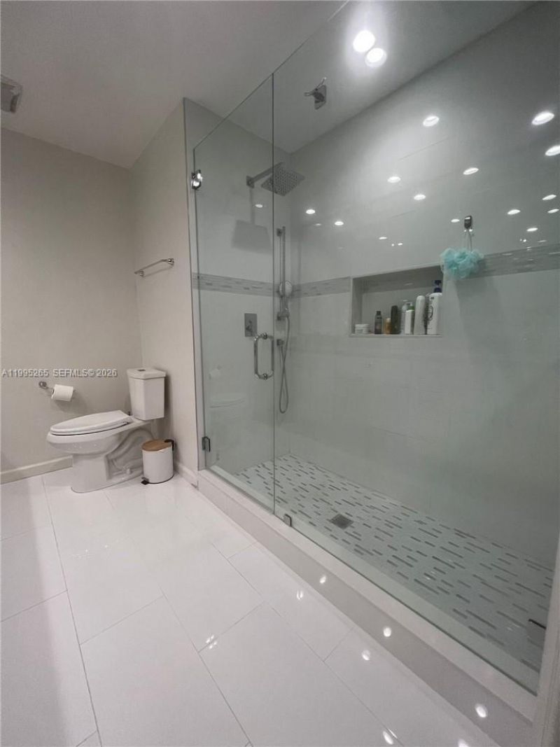 307 Bonnie Brae Way , Unit 26, Hollywood, FL 33021 Photo