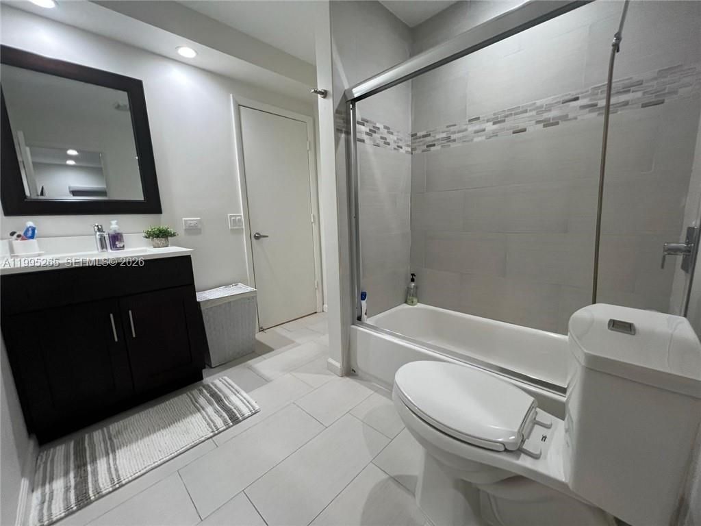 307 Bonnie Brae Way , Unit 26, Hollywood, FL 33021 Photo