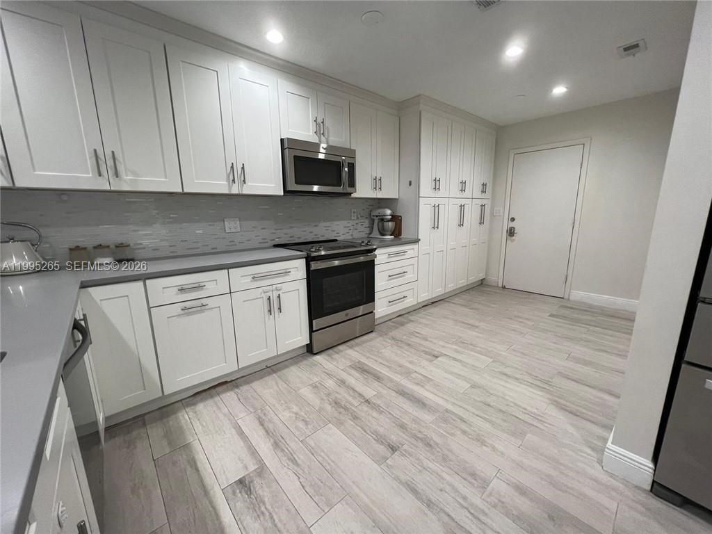 307 Bonnie Brae Way , Unit 26, Hollywood, FL 33021 Photo