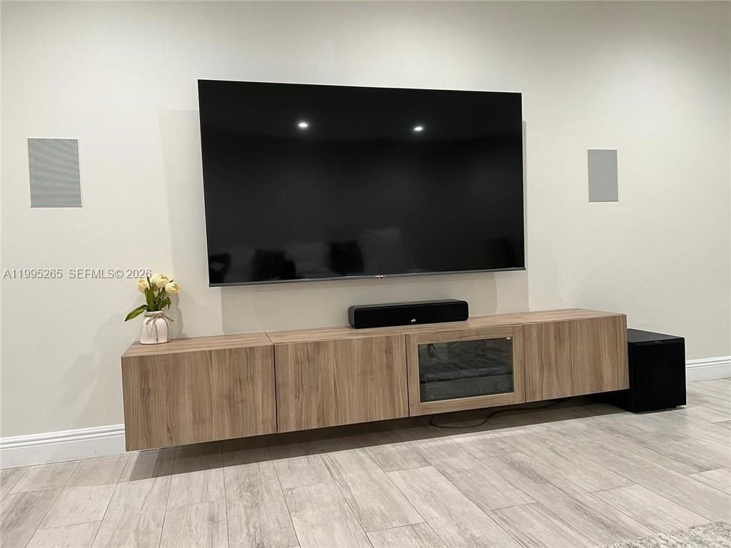 307 Bonnie Brae Way , Unit 26, Hollywood, FL 33021 Photo