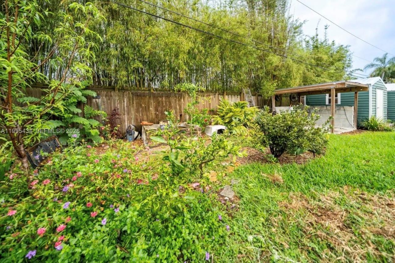 6890 SW 57th St, Davie, FL 33314 Photo