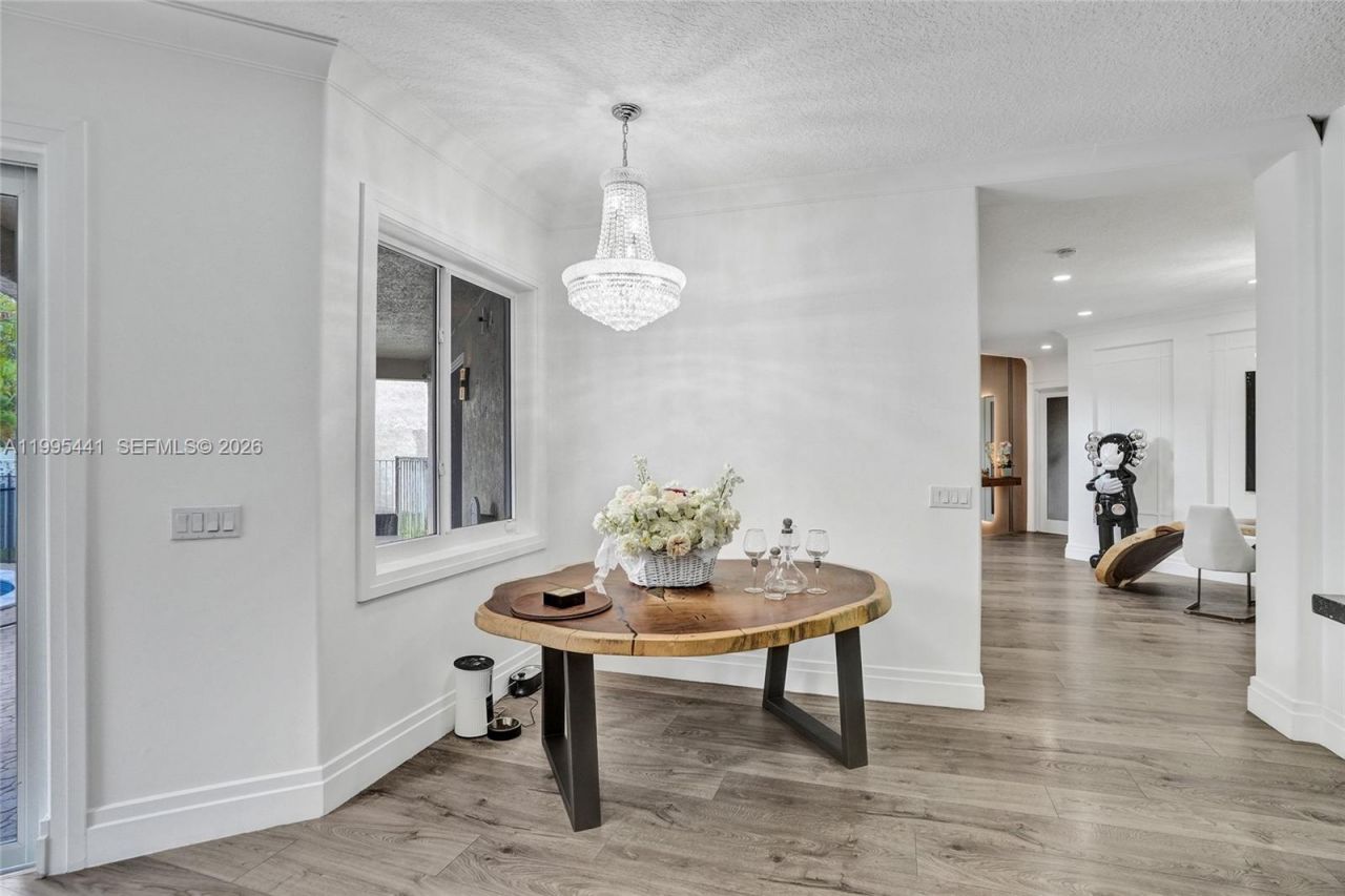 16180 SW 14th St, Pembroke Pines, FL 33027 Photo