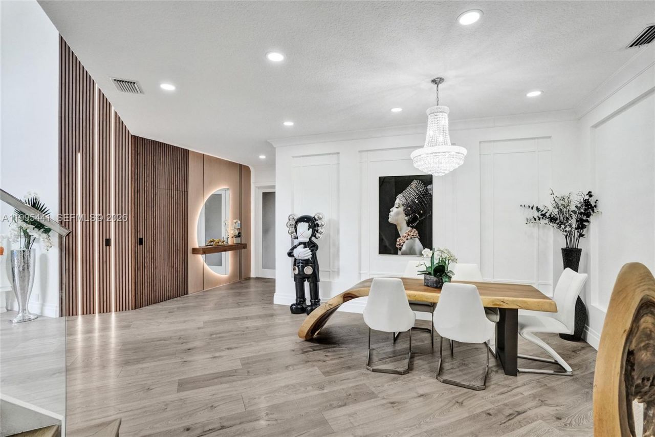 16180 SW 14th St, Pembroke Pines, FL 33027 Photo