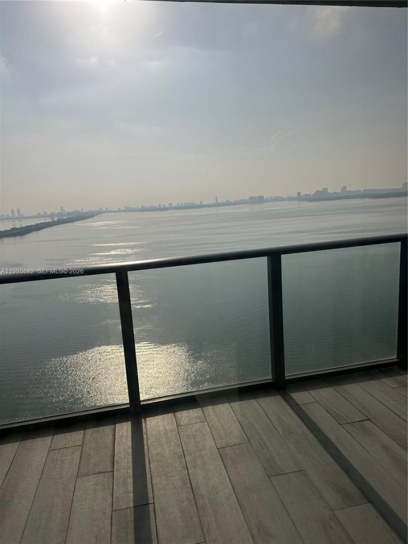 3131 NE 7th Ave, Unit 2103, Miami, FL 33137 Photo