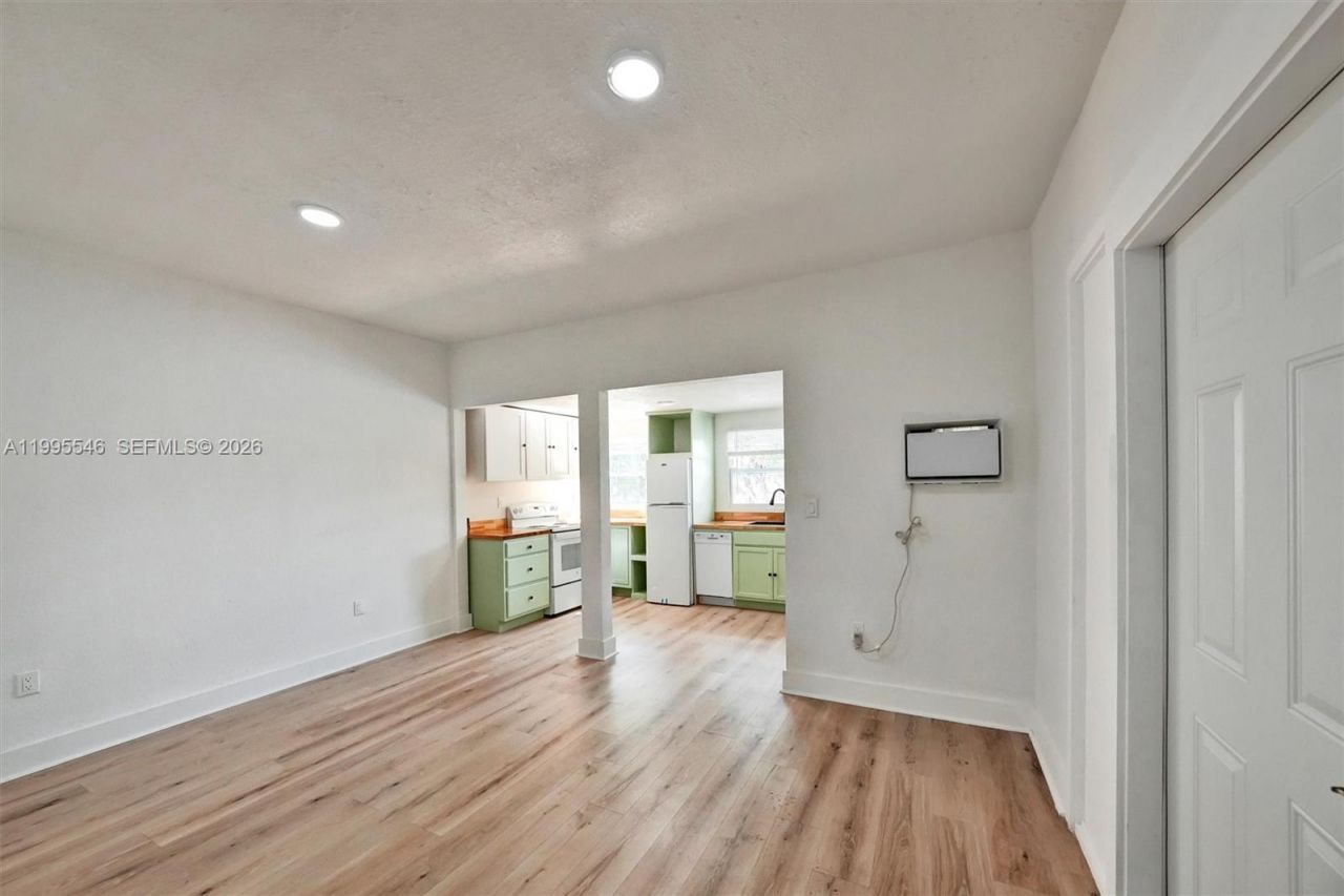 1411 SW 3rd St, Unit 2, Miami, FL 33135 Photo