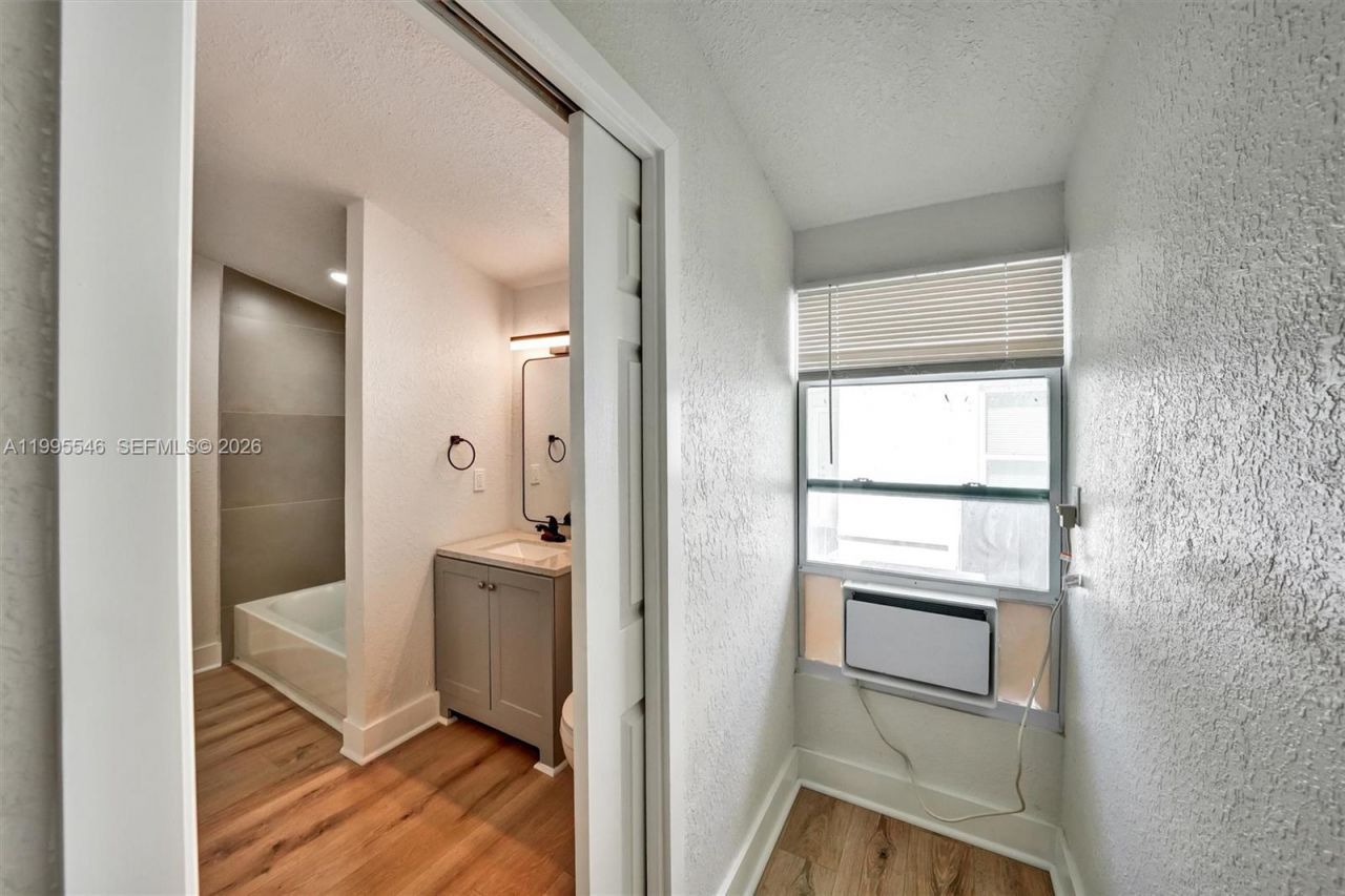 1411 SW 3rd St, Unit 2, Miami, FL 33135 Photo