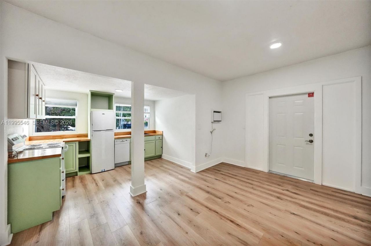 1411 SW 3rd St, Unit 2, Miami, FL 33135 Photo