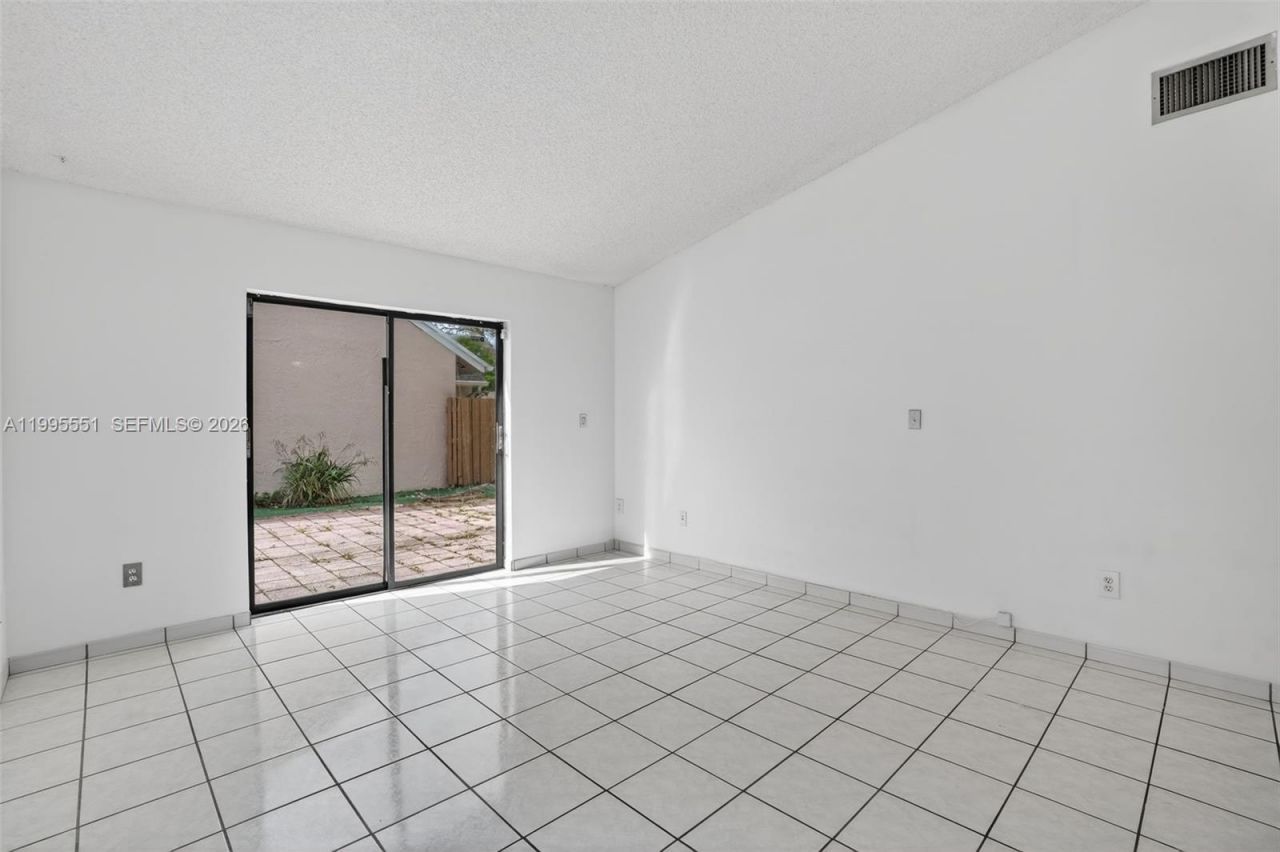 14722 SW 110th Ter, Miami, FL 33196 Photo