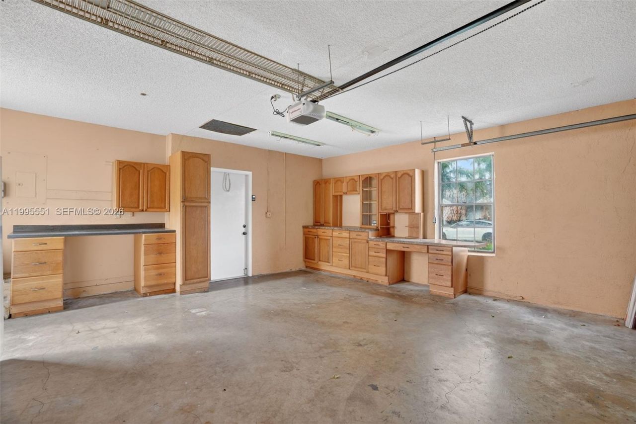 14722 SW 110th Ter, Miami, FL 33196 Photo