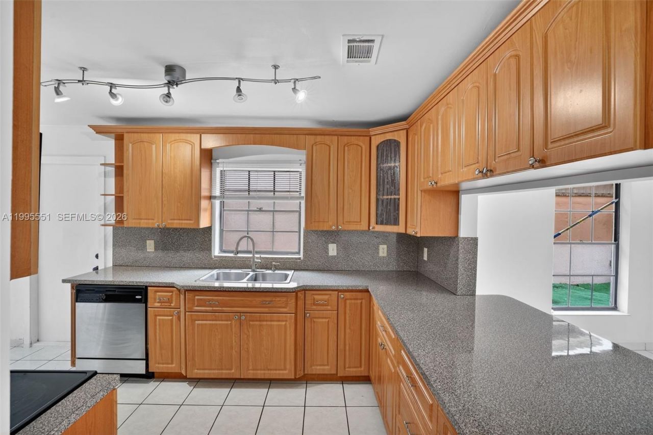 14722 SW 110th Ter, Miami, FL 33196 Photo