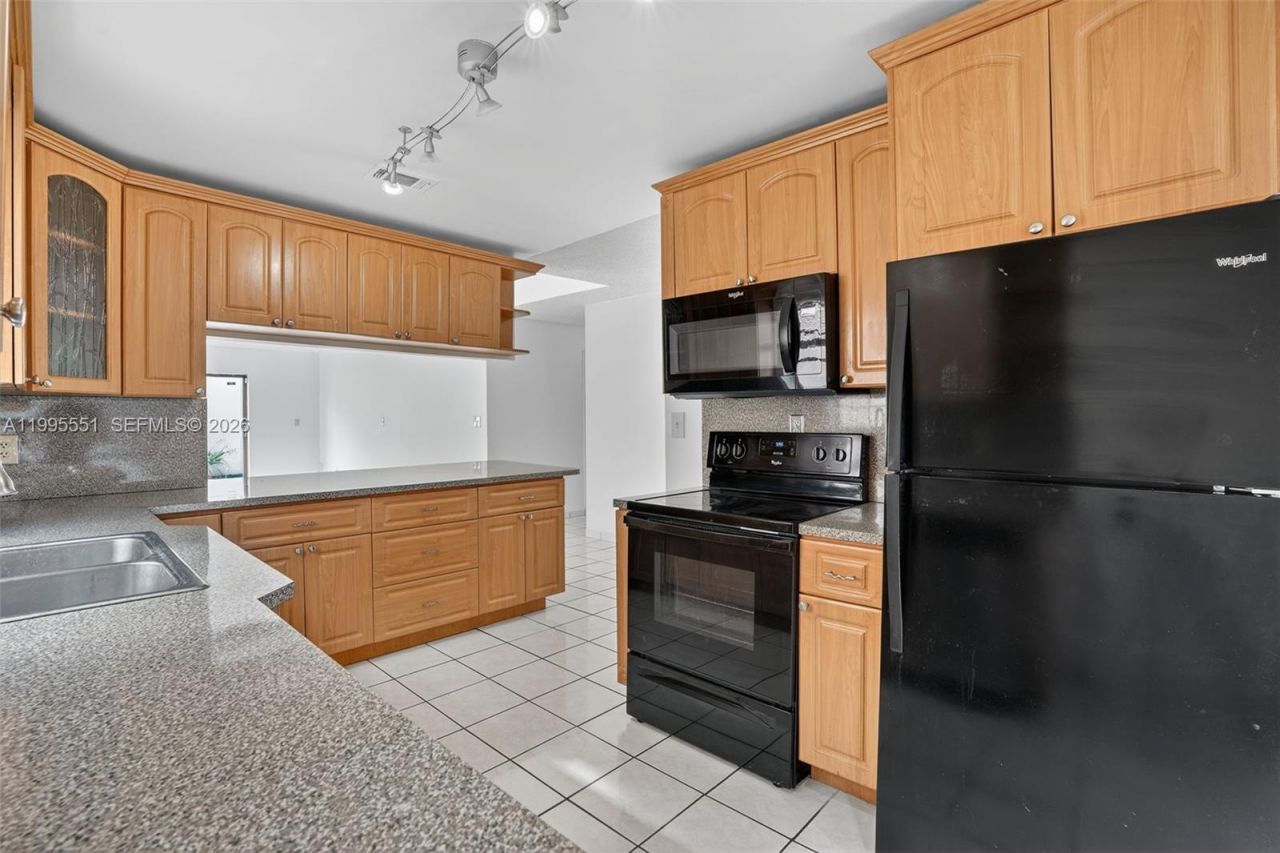 14722 SW 110th Ter, Miami, FL 33196 Photo