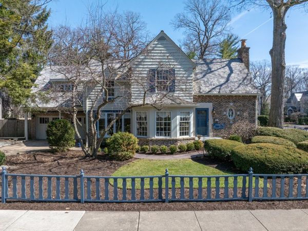 333 Simpson Street , Lake Bluff, IL 60044