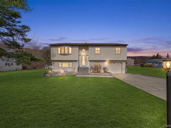 6 Adams Court , Monroe, NY 10950