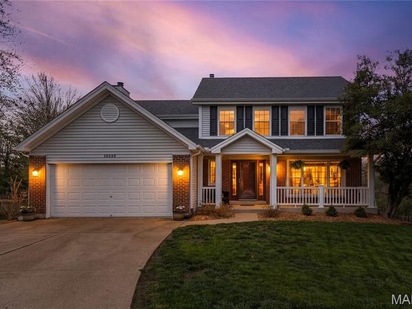 16223 Port Of Nantucket Drive, Wildwood, MO 63040
