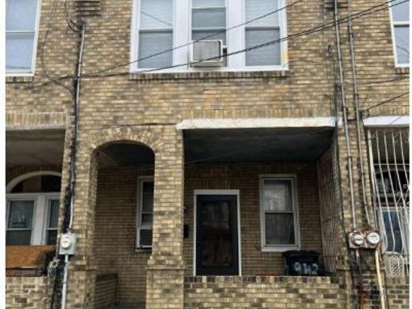 942 MORTON STREET, CAMDEN, NJ 08104