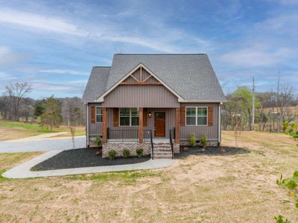 6841 Highway 41 N, Cedar Hill, TN 37032