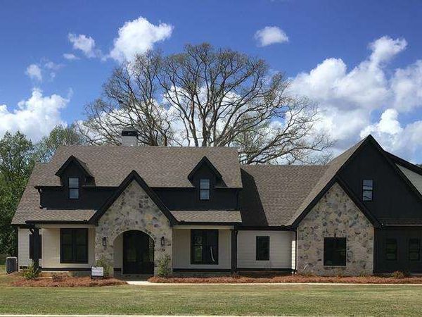 728 Lake Circle Road, Buchanan, GA 30113