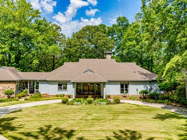 1015 Wahoo Hill, Newnan, GA 30263